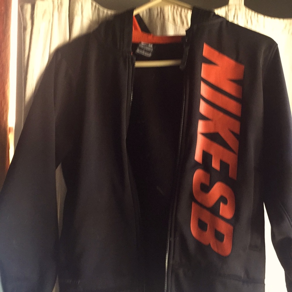 Zip hoodie